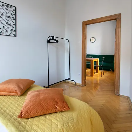 Cozy Krakowska Street, Kazimierz District Apartment Krakow