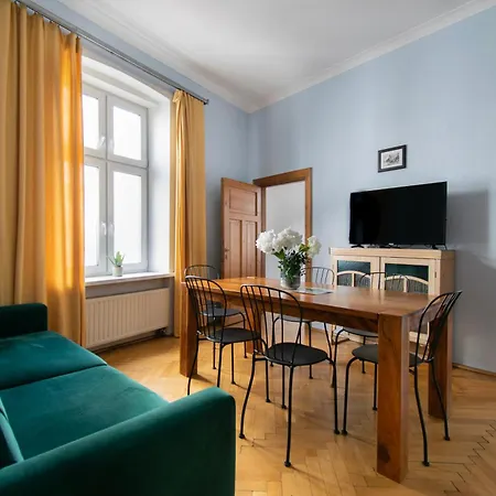 Cozy Krakowska Street, Kazimierz District Apartment