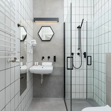 Cracow Miodowa 42 Elegant By Renters Apartment Krakow