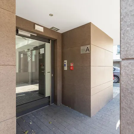 Apartment Cracow Miodowa 42 Elegant By Renters *