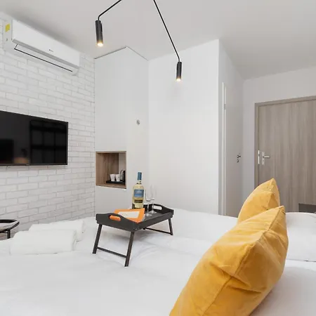 Cracow Miodowa 42 Elegant By Renters * Krakow