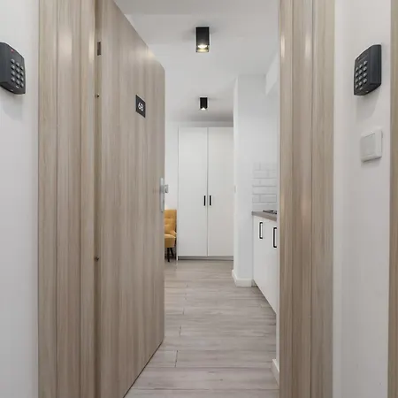 Cracow Miodowa 42 Elegant By Renters Apartment