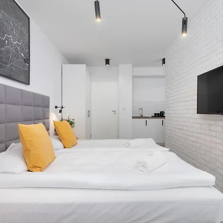 Cracow Miodowa 42 Elegant By Renters Apartment *