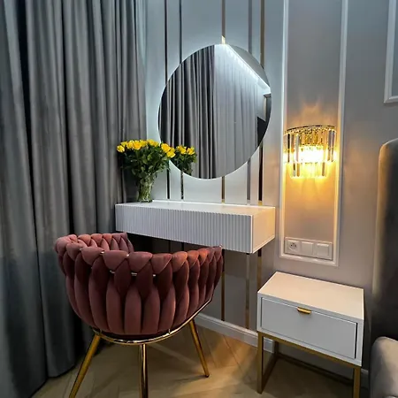 Paris In Cracow Apartment *