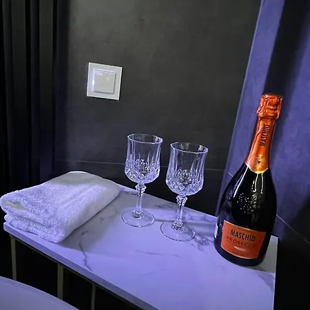 Apartment Paris In Cracow Krakow
