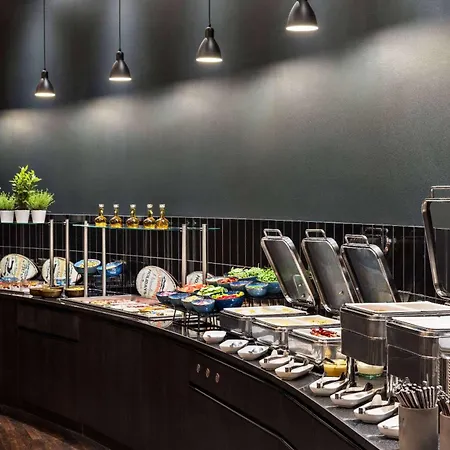 Hotell Vienna House By Wyndham Andel's Cracow 4*
