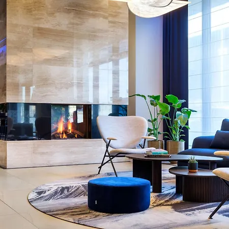 Hilton Garden Airport 4*