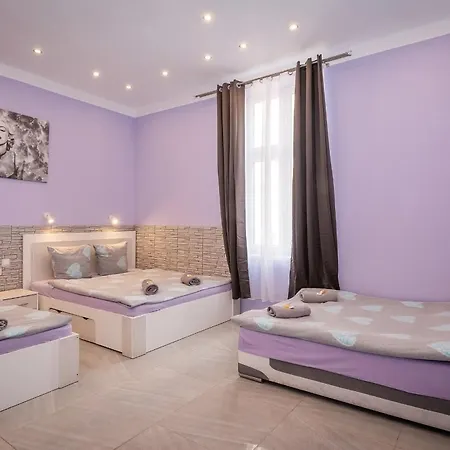 Albergue 70s *