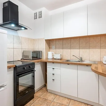 Apartament Diamond 35m2, 4 Osoby, Balkon, Free Parking *