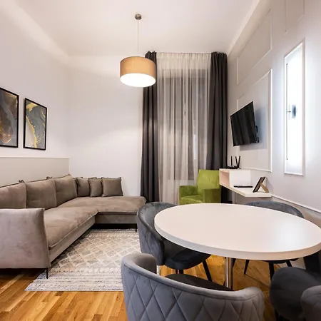 On/set Apartament *