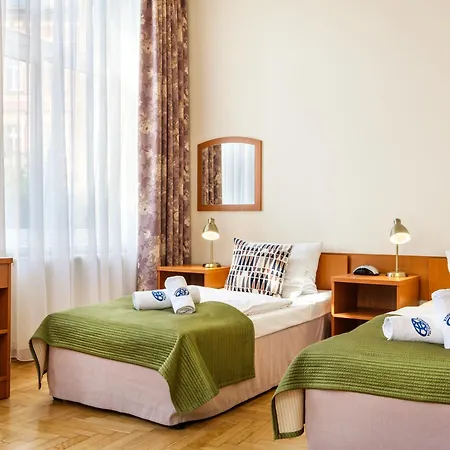 Kosmopolita Aparthotel 3*