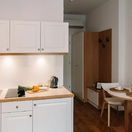 Apartment Memory *