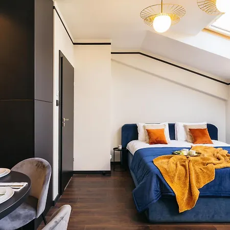 Estery12 - Loftaffair Collection Apartment *