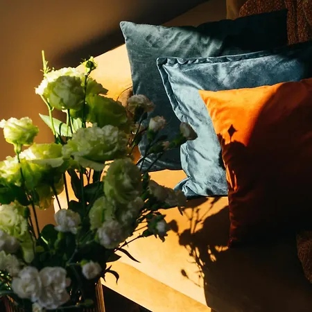 Estery12 - Loftaffair Collection Apartment *