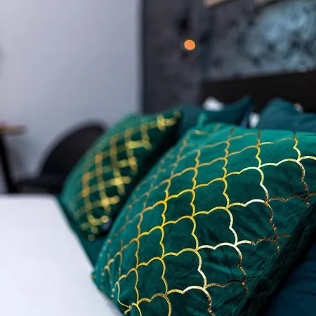 Komorowski Luxury Guest Aparthotel