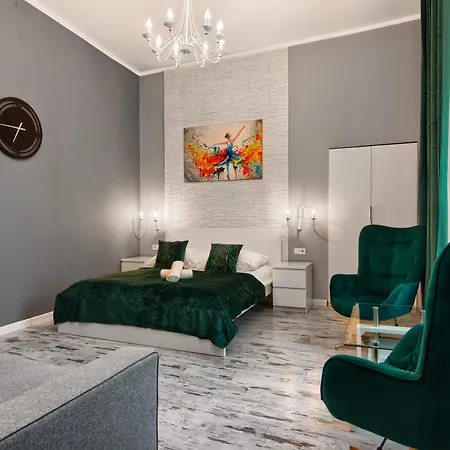 Apartament Mikołajska 5 *