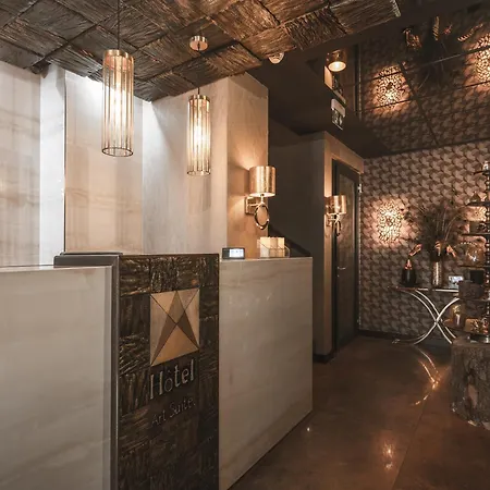 Art Boutique - Center Hotel 4*