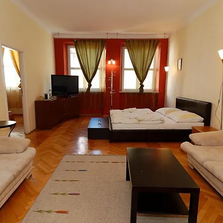 Apartment P&j Sw. Krzyza *