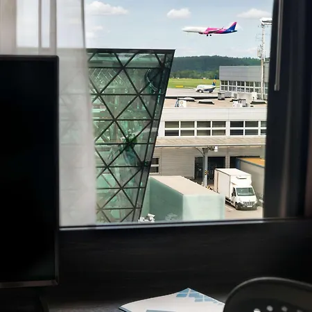 Otel Hilton Garden Airport