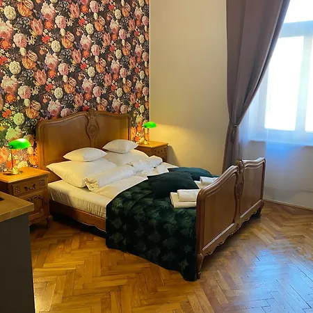 Maria 2* Krakow