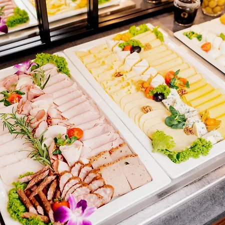Ascot Premium Hotel