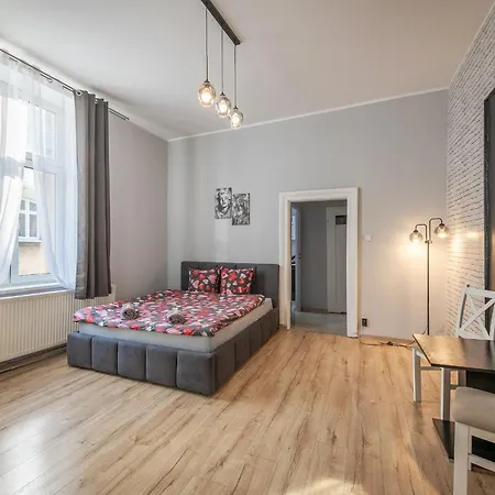 70s Albergue
