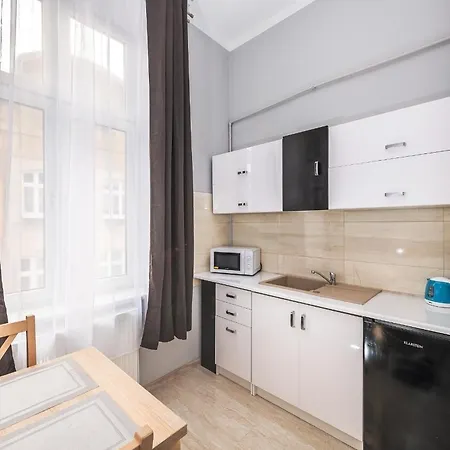 70s Albergue *