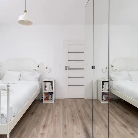Apartment Rogozinskiego 2-bedroom