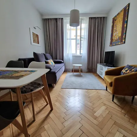Brokilon House Apartment