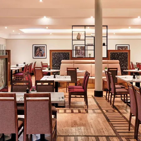 Otel Radisson Blu 5*