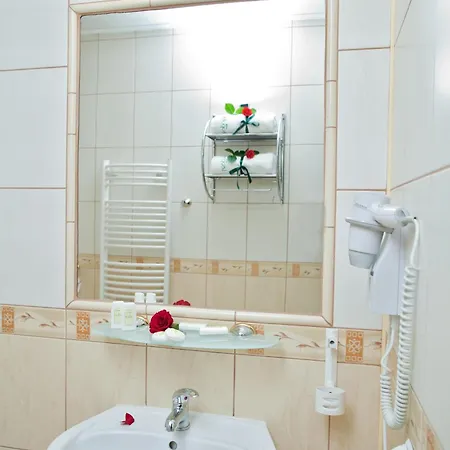 Hotel Leopolis 3*