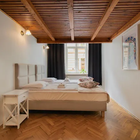 Apartman Ground Floor Family