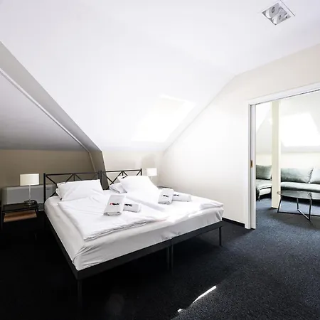 Home Aparthotel Apart Otel 4*