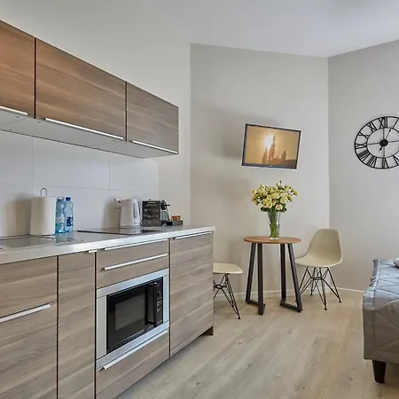 Aparthotel Florianska 32 By Pi