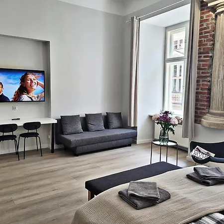 Anny 5 Aparthotel