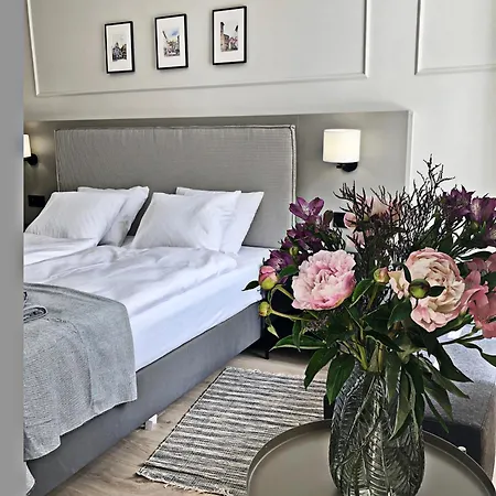 Anny 5 * Krakow