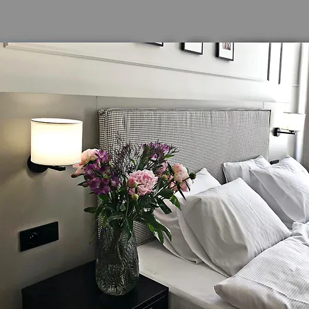 Aparthotel Anny 5