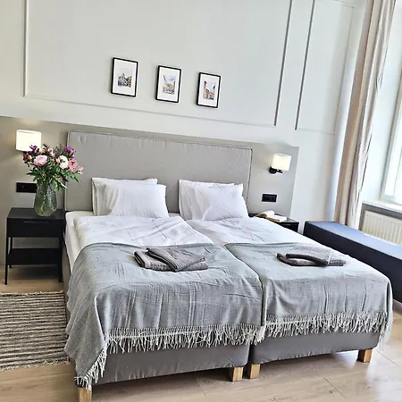 Anny 5 * Krakow