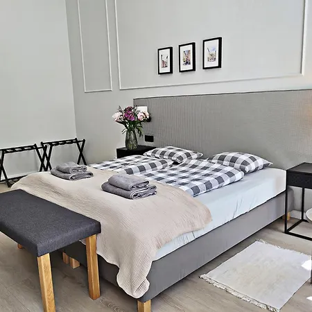 Anny 5 * Krakow