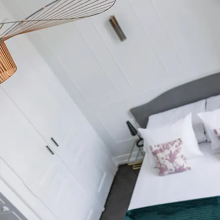 For Two - Starowislna 41 Street Apartment *