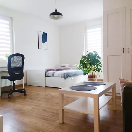 Lagiewniki Apartment *