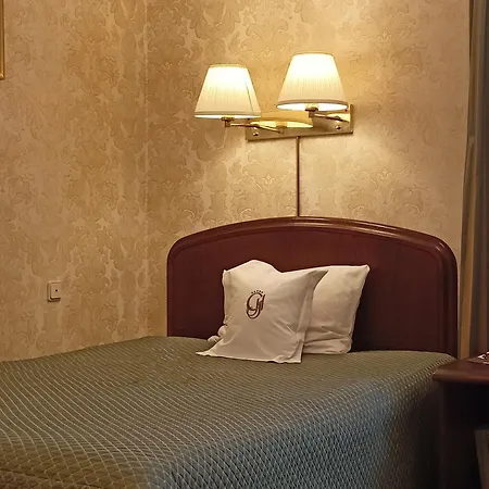 Grand Otel