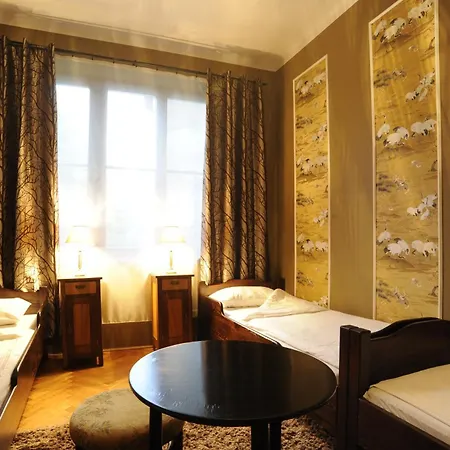 Hostel Deco *