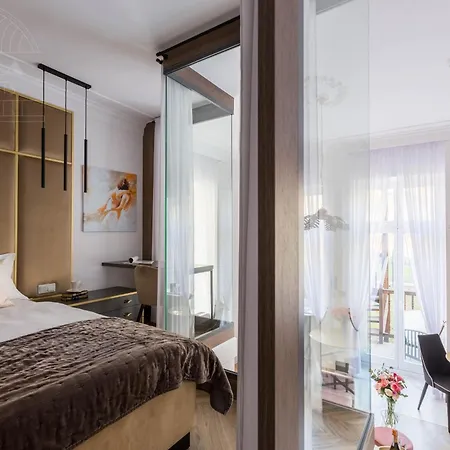 Fragola Old Town Apartment *