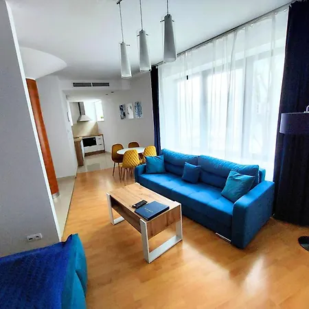 Nook Nook Kazimierza Wielkiego 104 *