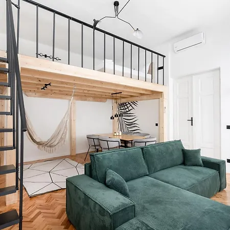 Old Town With Mezzanine Apartment *