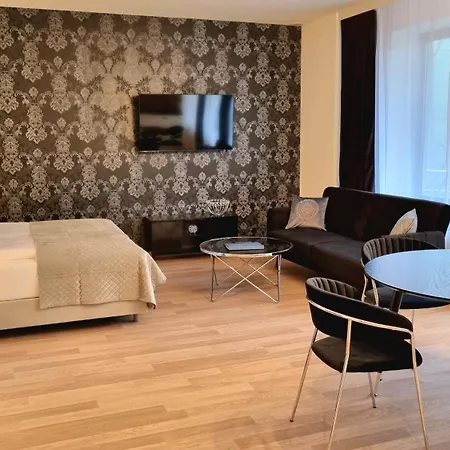 Nook Nook Kazimierza Wielkiego 104 *