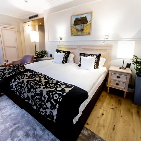Rubinstein Otel 4*