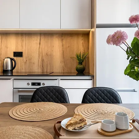 Inpoint Spacious Near Main Square & Kazimierz District Апартаменты