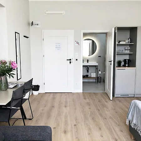 Aparthotel Anny 5 *